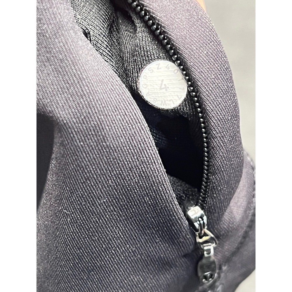 Lot of Lululemon Align‎ High Rise Bike Shorts Abstract Swirl Print Size 4 - Picture 4 of 9